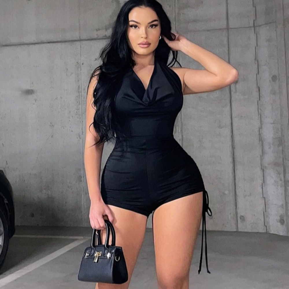 HALTER BODYCON ROMPER